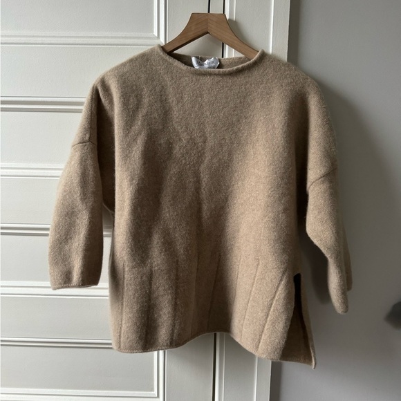 MaxMara Virgin Wool and Angora Sweater - Picture 1 of 3